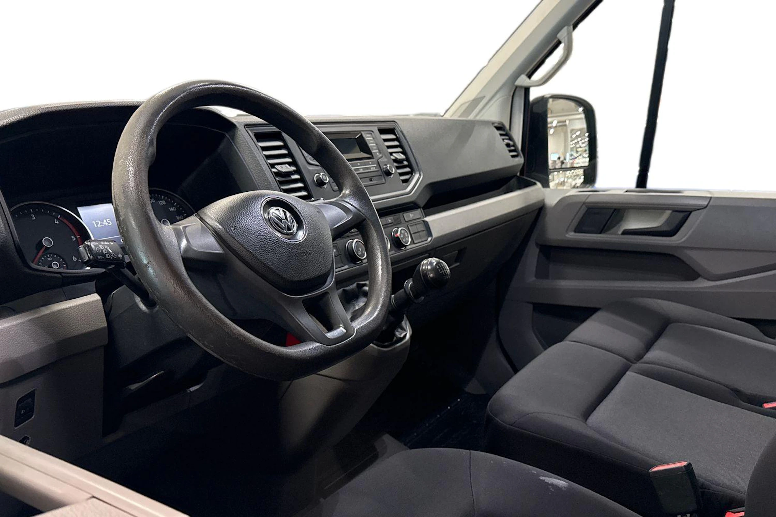 Valkoinen Volkswagen CRAFTER 2019 kuva 8.