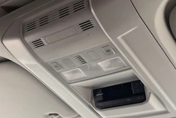 valkoinen Volkswagen Crafter 2019 kuva 17.