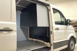 valkoinen Volkswagen Crafter 2019 kuva 19.
