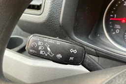 valkoinen Volkswagen Crafter 2019 kuva 32.