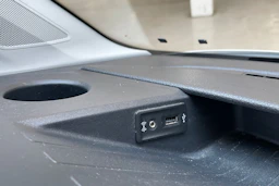 valkoinen Volkswagen Crafter 2019 kuva 34.