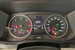 Musta Volkswagen CRAFTER 2019 kuva 13.