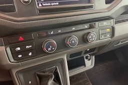 Musta Volkswagen CRAFTER 2019 kuva 18.