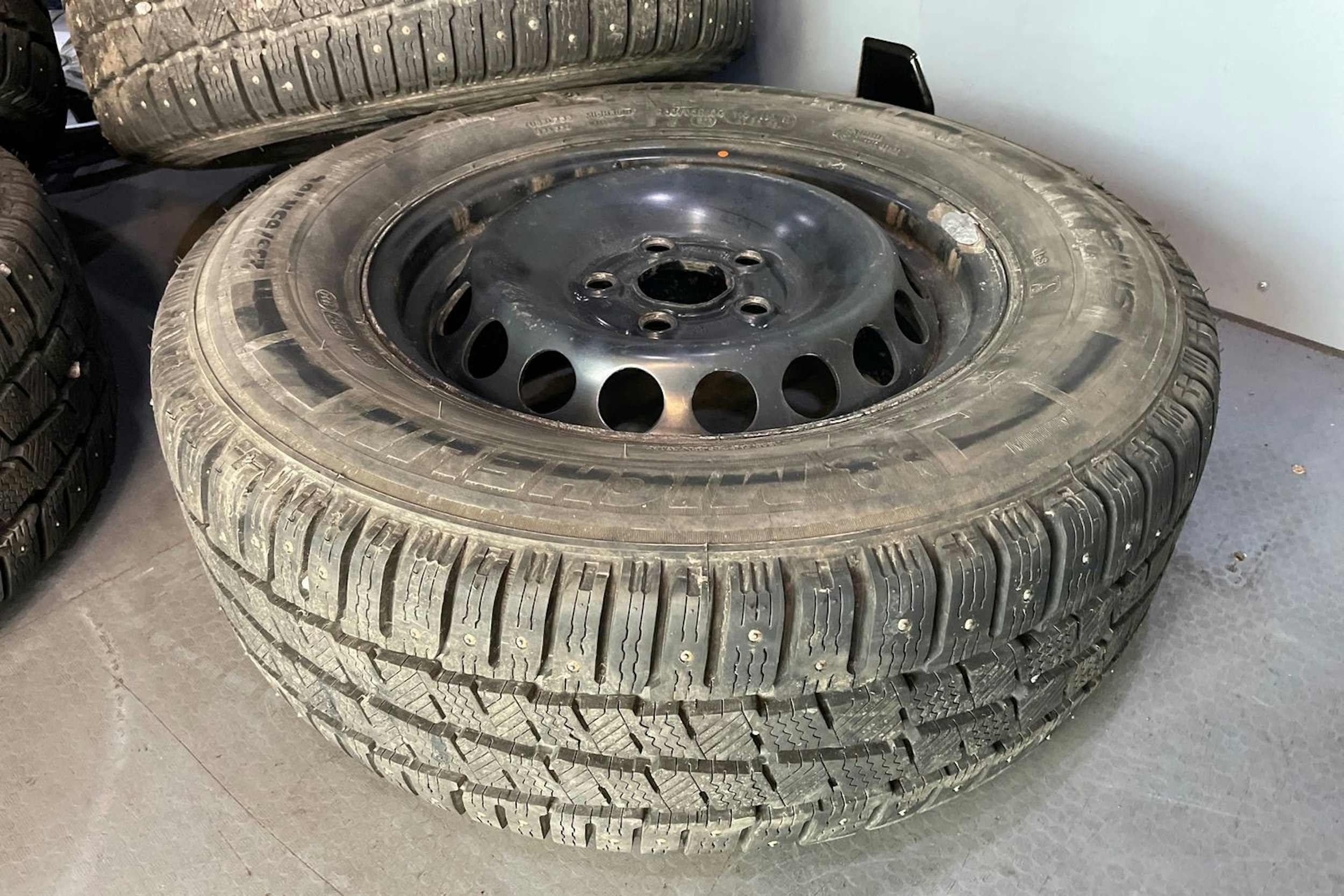 Musta Volkswagen CRAFTER 2019 kuva 22.