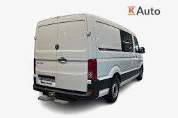 valkoinen Volkswagen Crafter 2019 kuva 2.