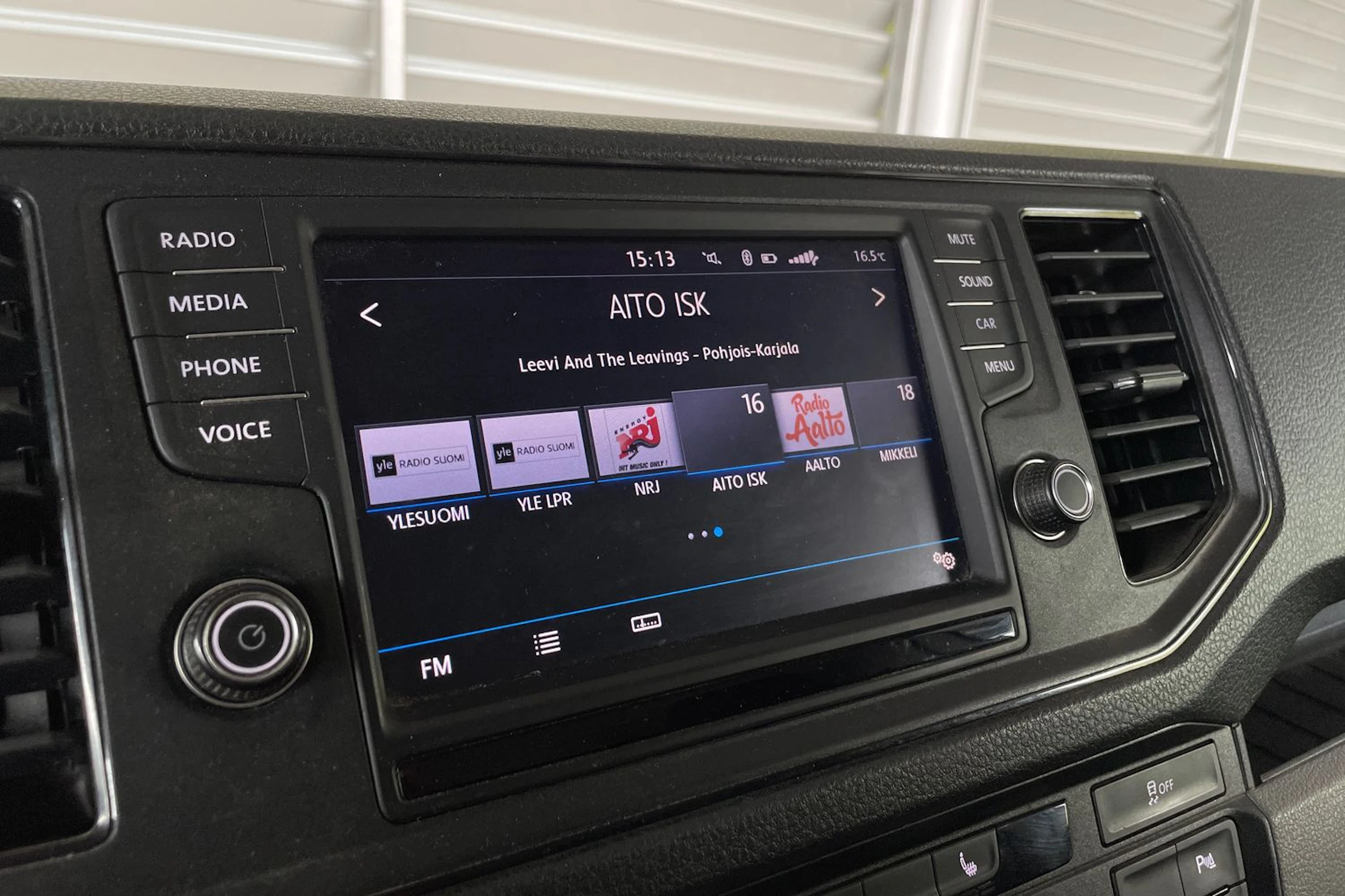 valkoinen Volkswagen Crafter 2019 kuva 17.