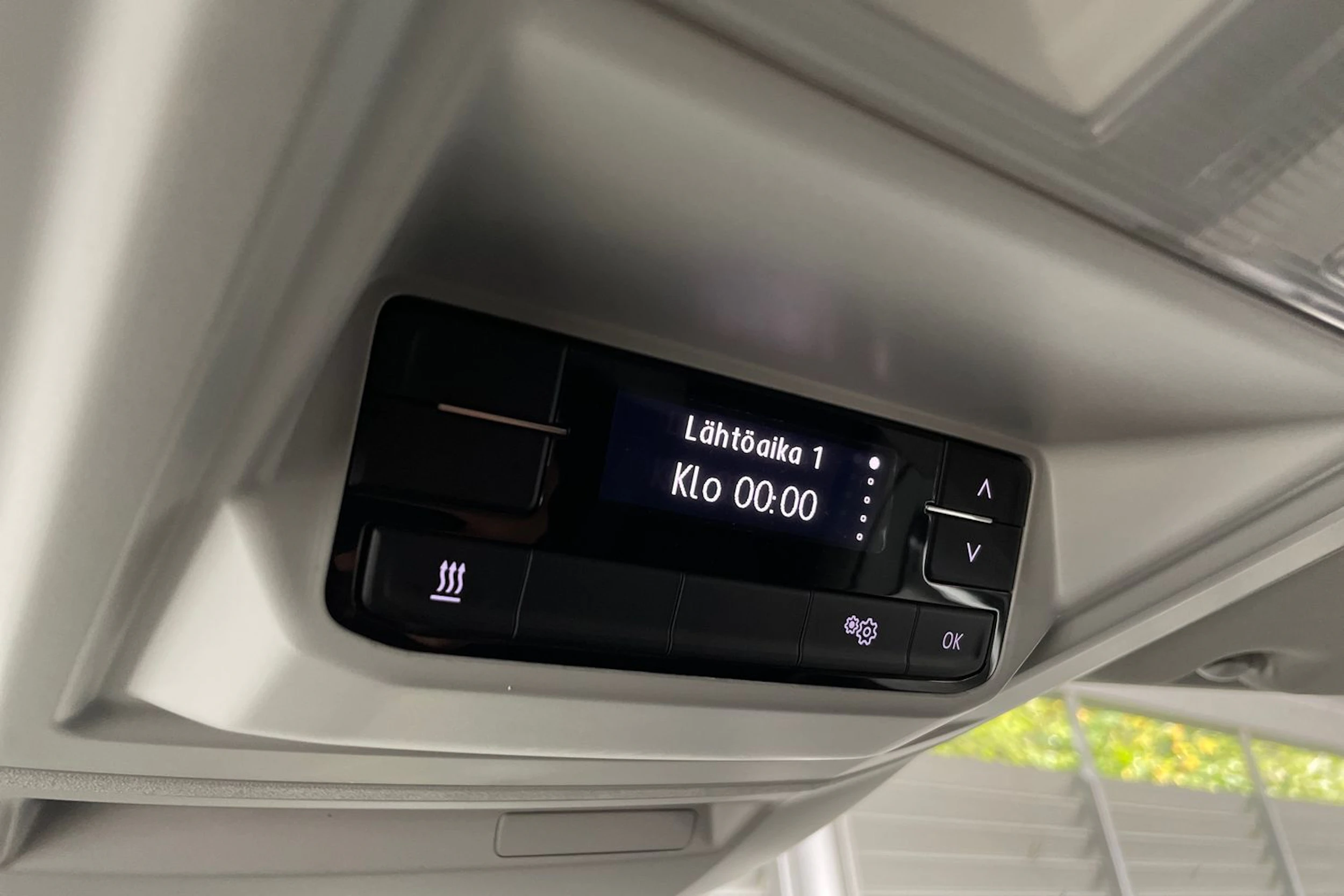 valkoinen Volkswagen Crafter 2019 kuva 20.