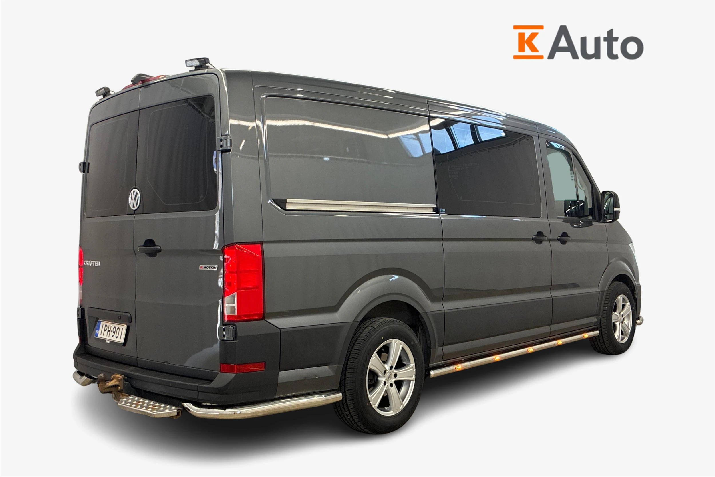 harmaa Volkswagen Crafter 2019 kuva 2.