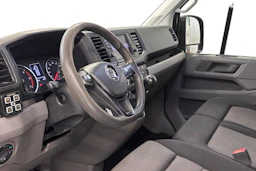harmaa Volkswagen Crafter 2019 kuva 6.
