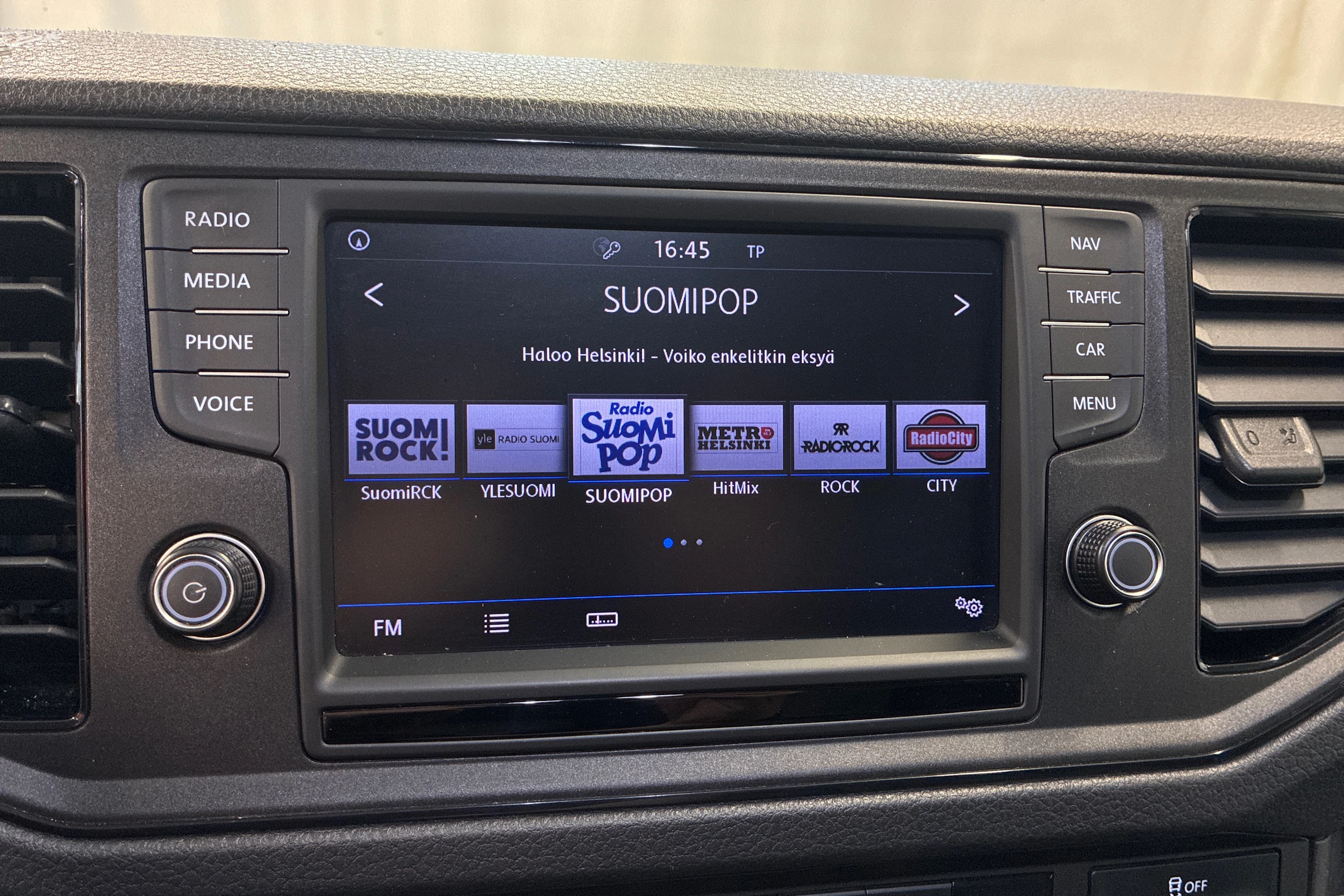 harmaa Volkswagen Crafter 2019 kuva 15.