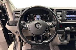 Musta Volkswagen CRAFTER 2019 kuva 9.