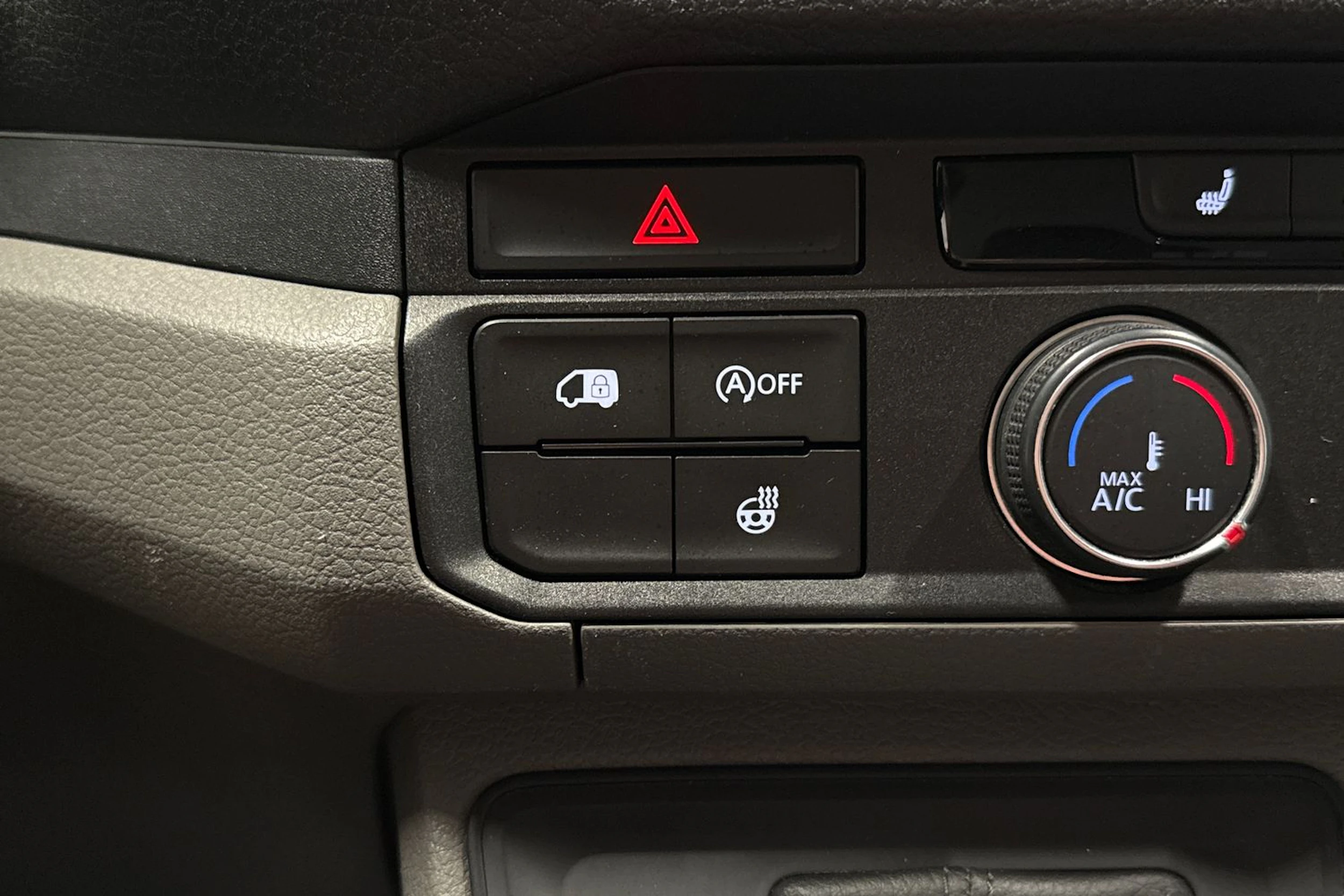 Musta Volkswagen CRAFTER 2019 kuva 24.