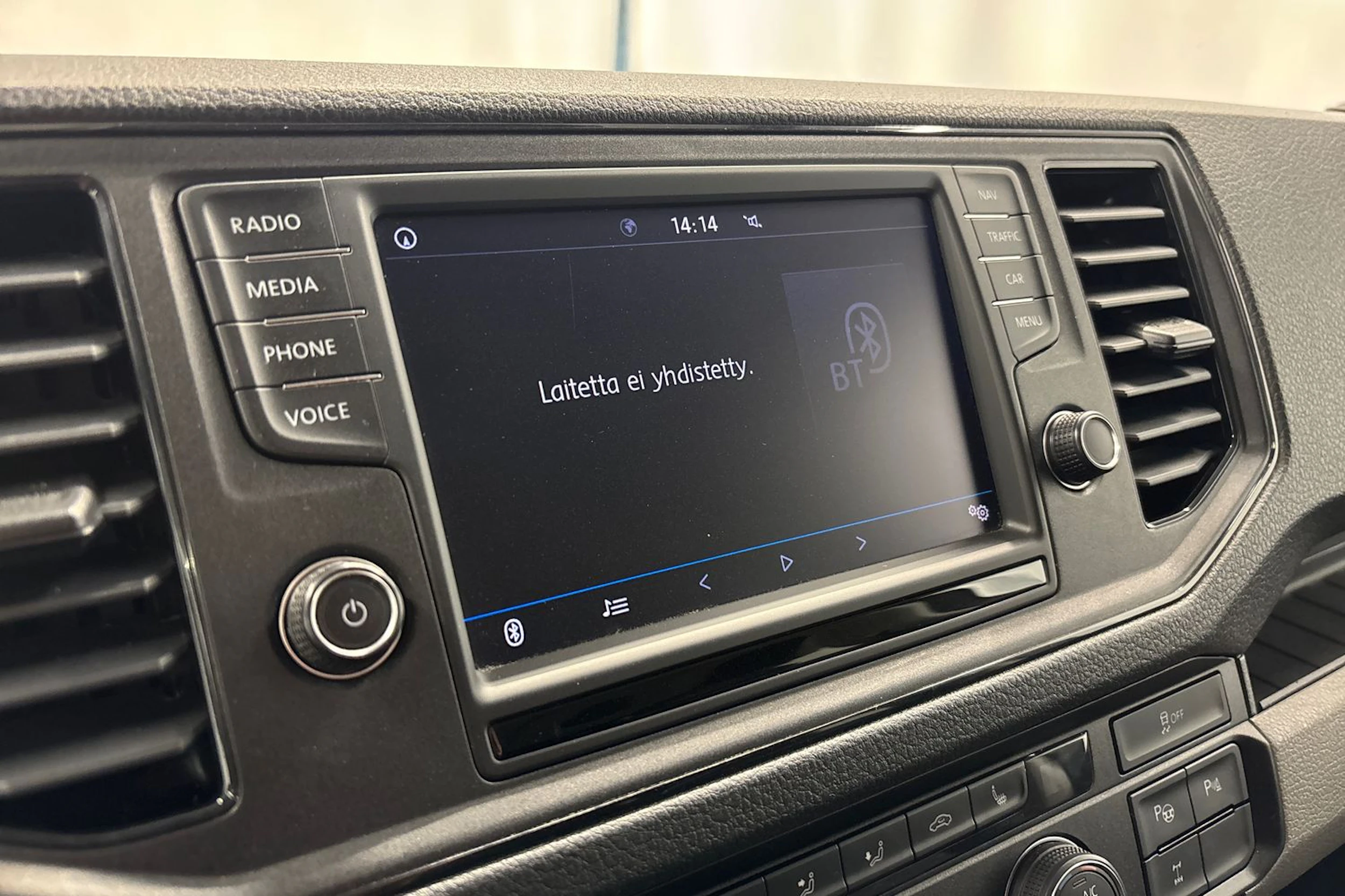 harmaa Volkswagen Crafter 2019 kuva 15.