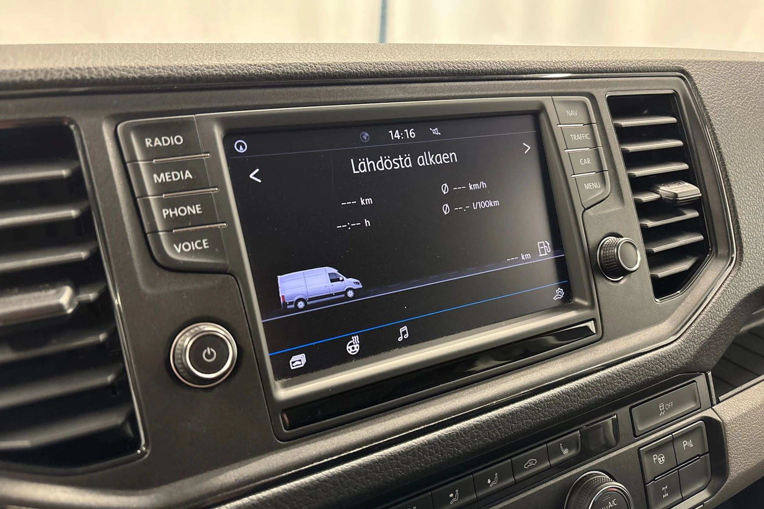 harmaa Volkswagen Crafter 2019 kuva 19.