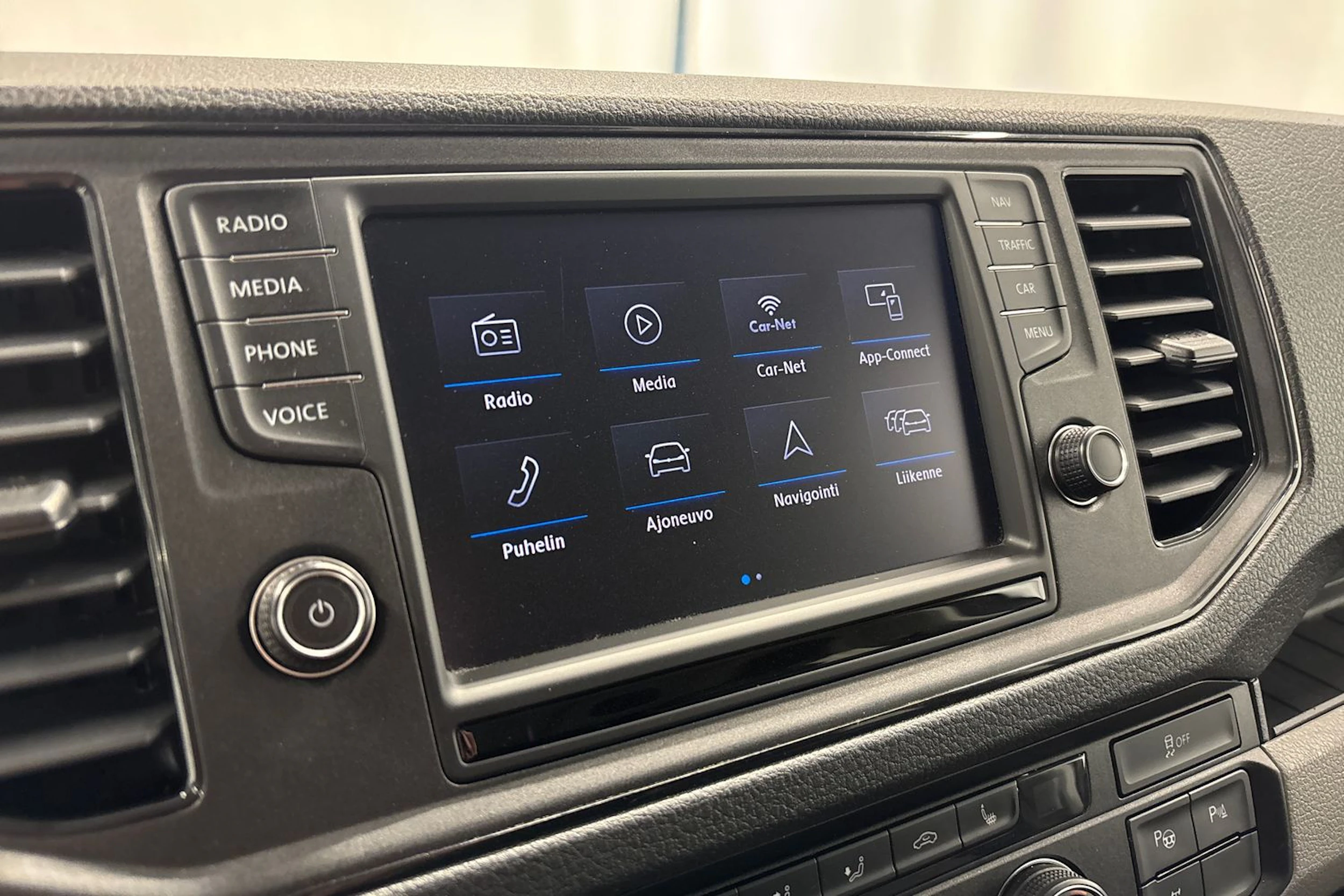 harmaa Volkswagen Crafter 2019 kuva 20.