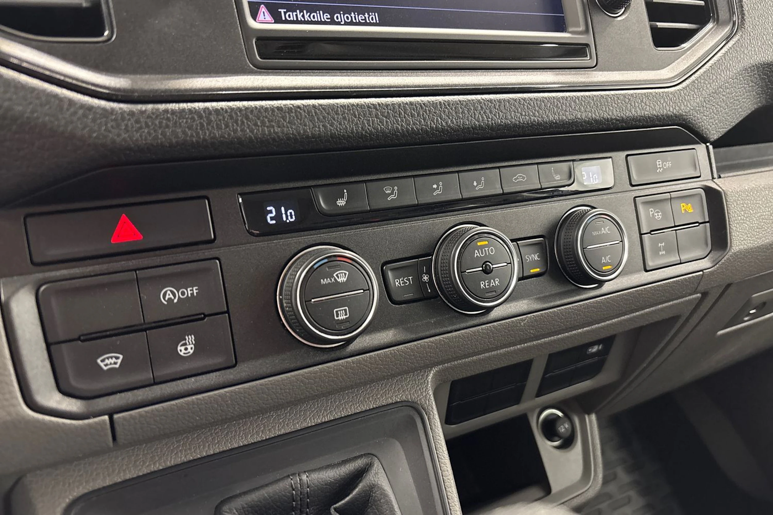 harmaa Volkswagen Crafter 2019 kuva 23.