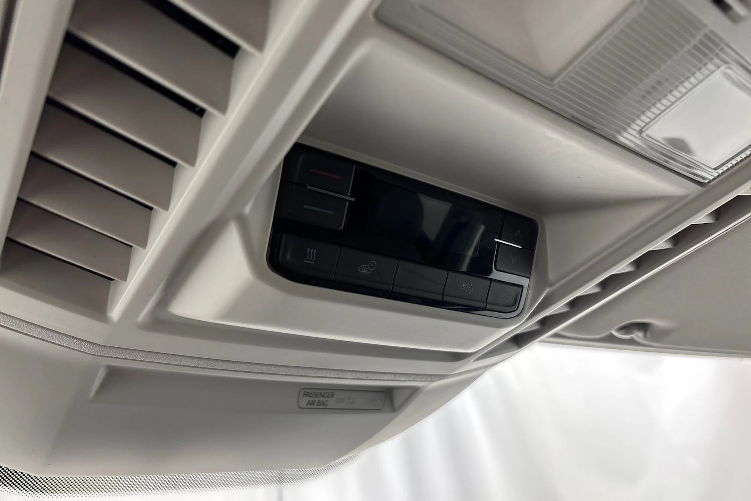 harmaa Volkswagen Crafter 2019 kuva 24.