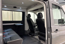 harmaa Volkswagen Crafter 2019 kuva 29.