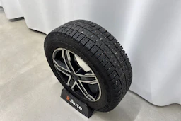 harmaa Volkswagen Crafter 2019 kuva 36.