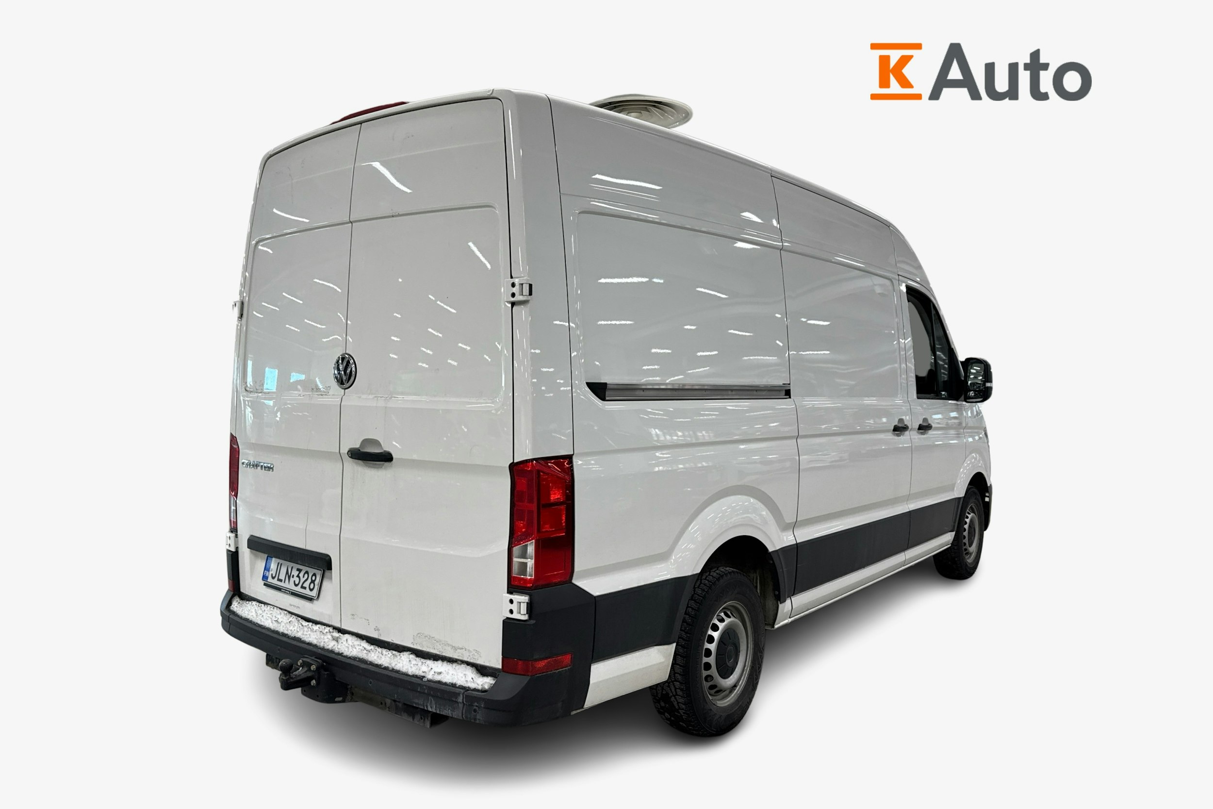 valkoinen Volkswagen Crafter 2019 kuva 2.