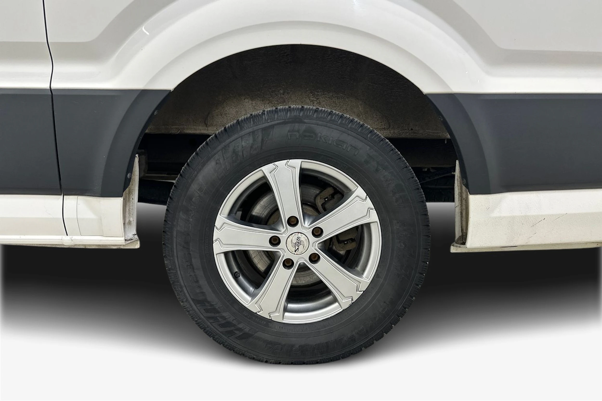 valkoinen Volkswagen Crafter 2019 kuva 9.