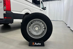 valkoinen Volkswagen Crafter 2019 kuva 22.