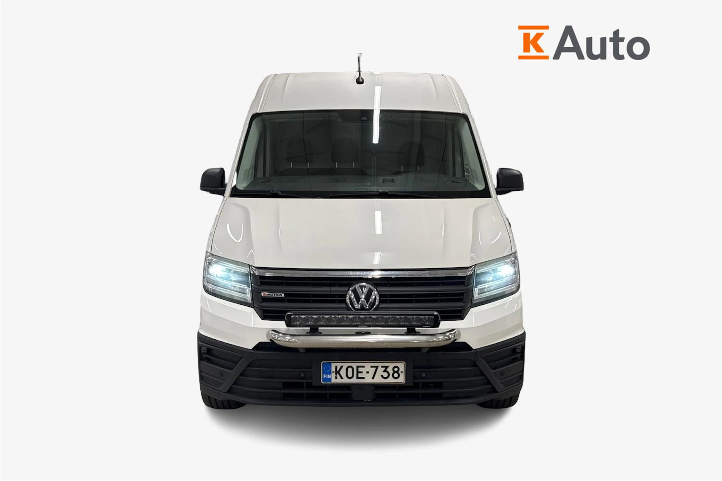 valkoinen Volkswagen Crafter 2019 kuva 5.