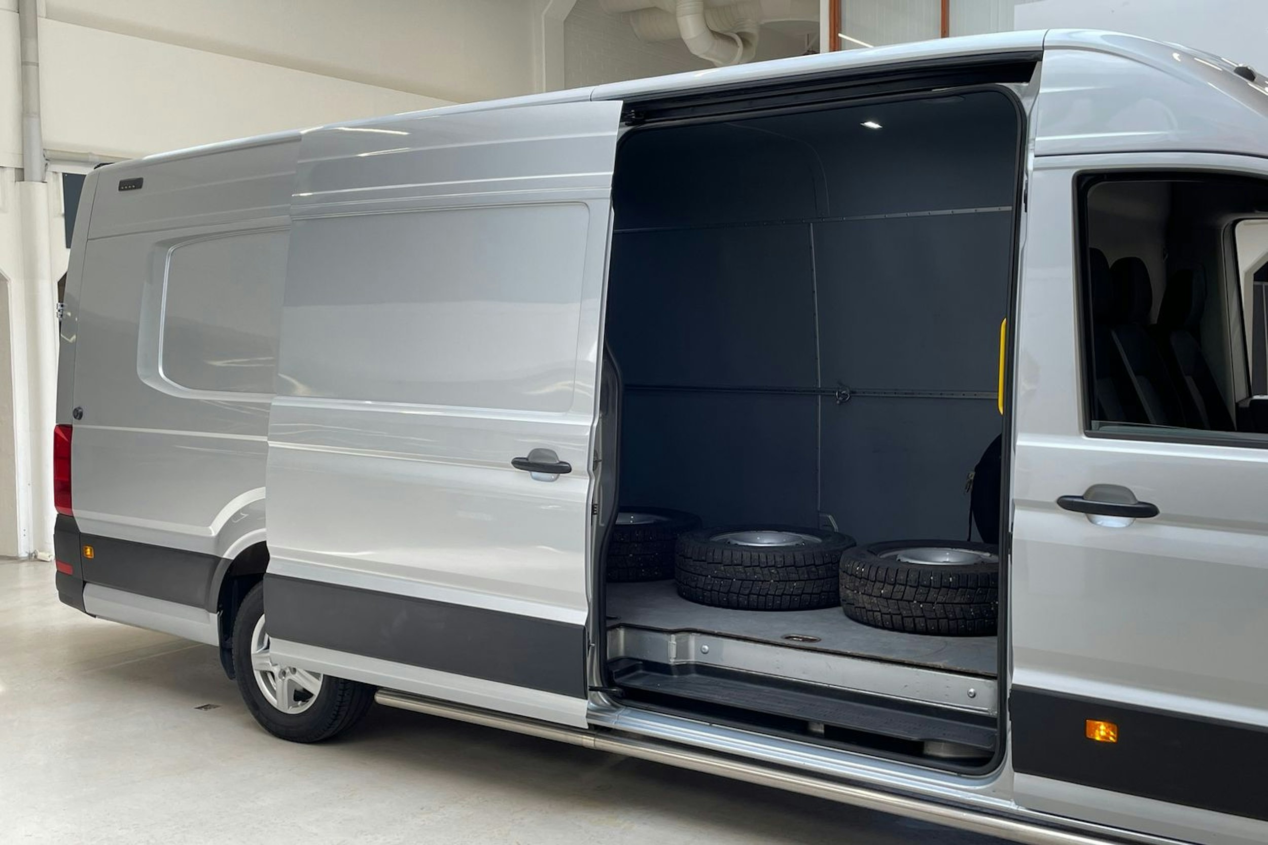 met. hopea Volkswagen Crafter 2019 kuva 12.