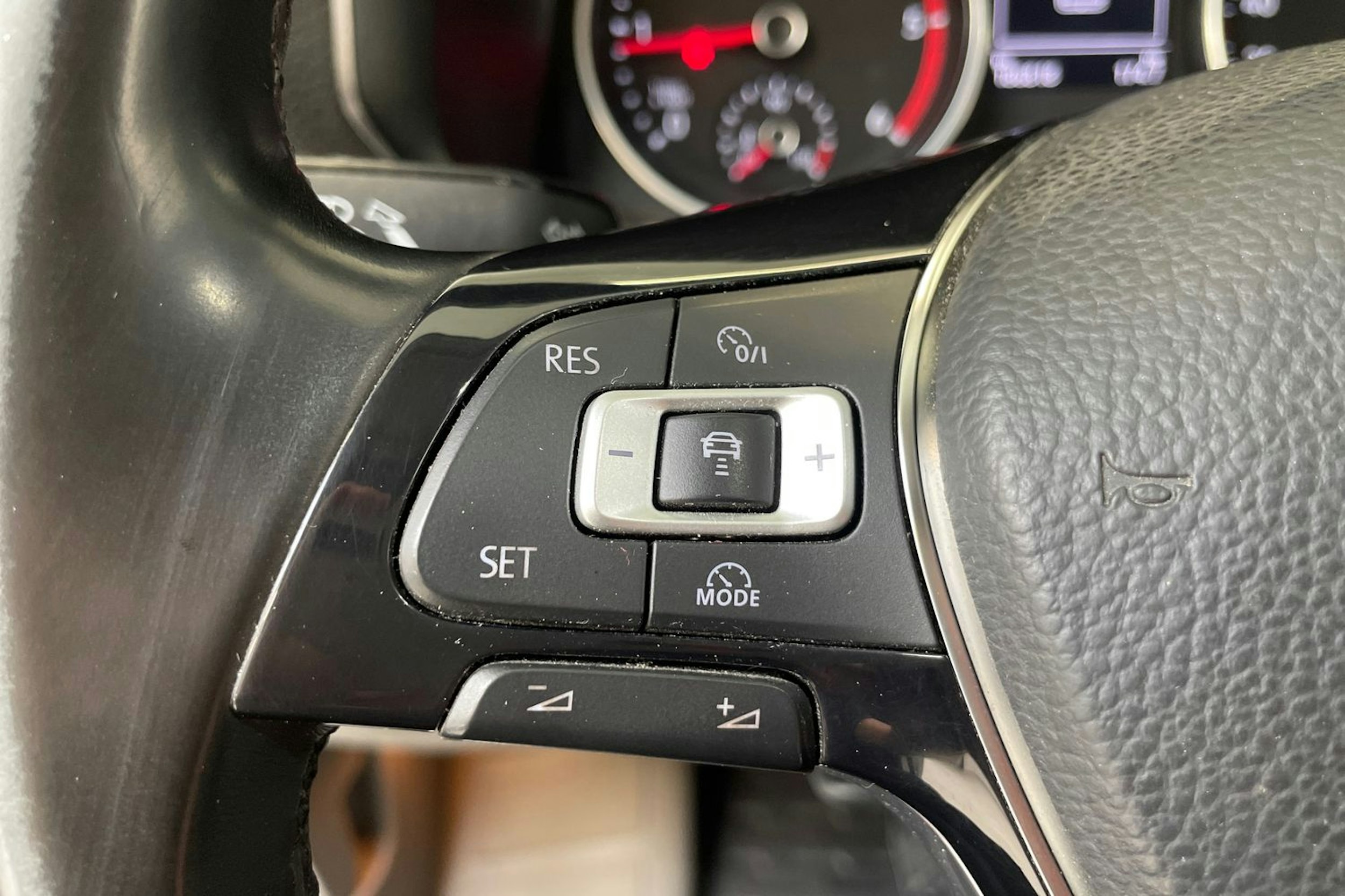 met. hopea Volkswagen Crafter 2019 kuva 17.