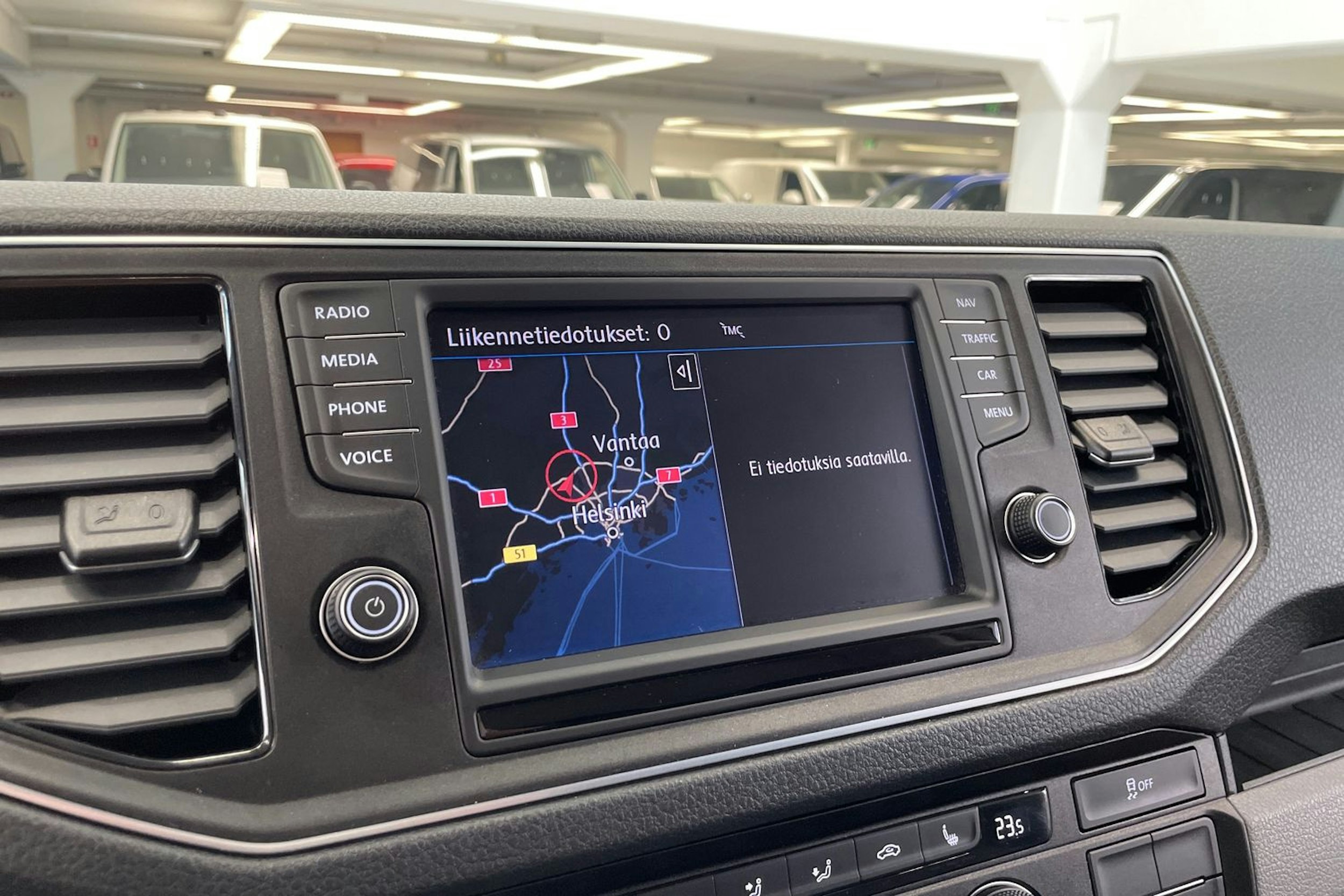 met. hopea Volkswagen Crafter 2019 kuva 23.