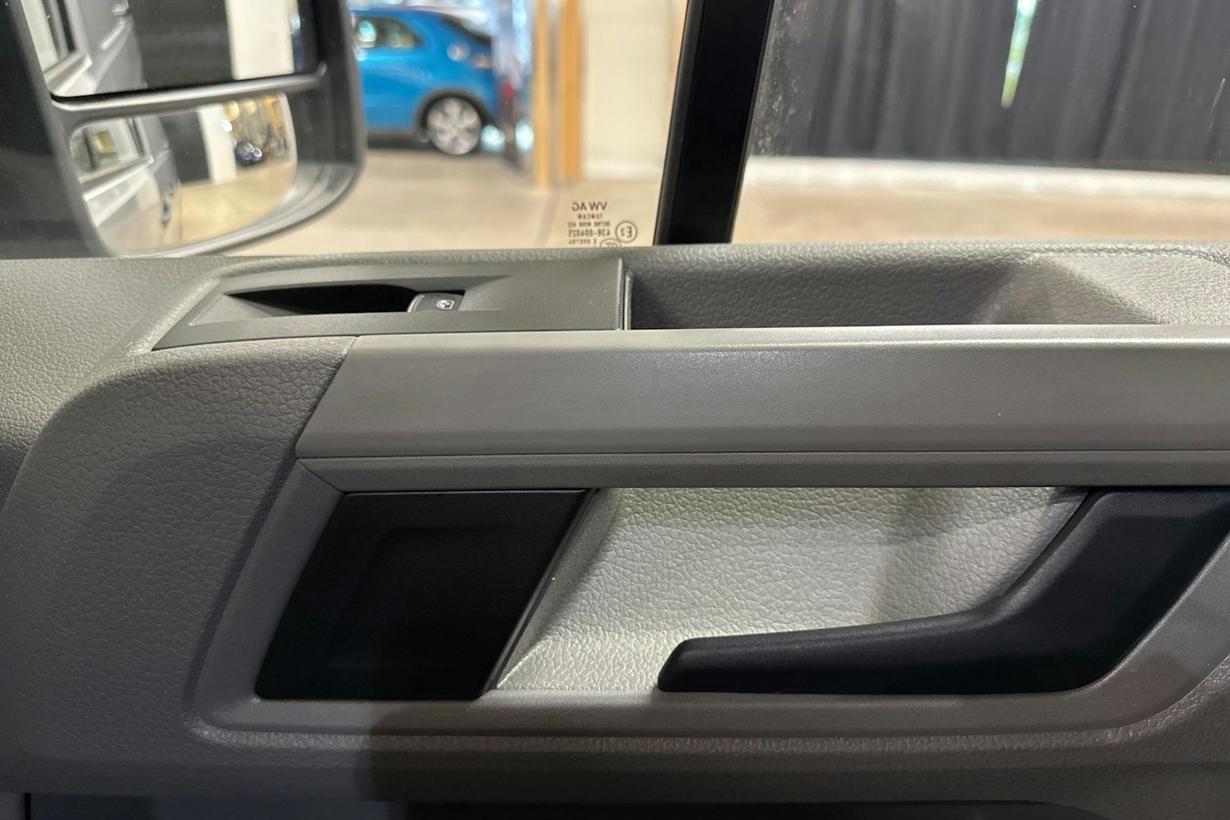 hopea Volkswagen Crafter 2019 kuva 29.