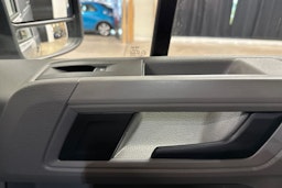 hopea Volkswagen Crafter 2019 kuva 29.