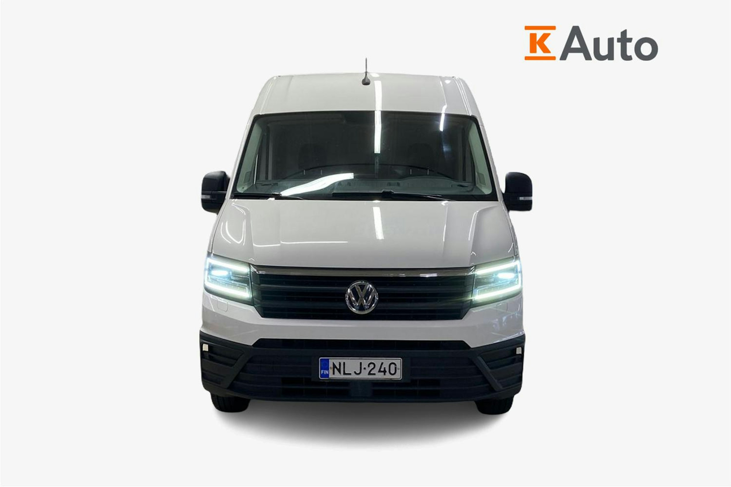 valkoinen Volkswagen Crafter 2019 kuva 4.