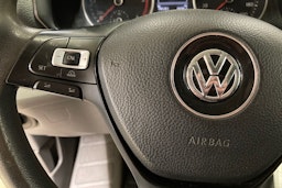 valkoinen Volkswagen Crafter 2019 kuva 18.