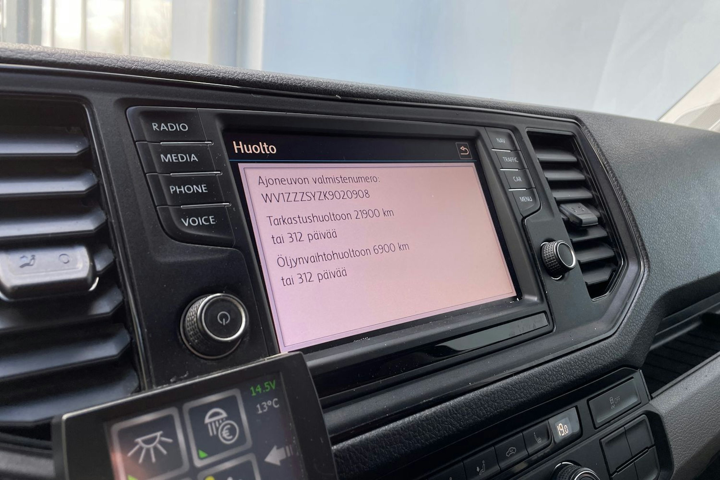 Harmaa Volkswagen CRAFTER 2019 kuva 24.