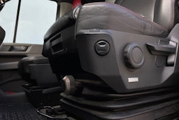 Harmaa Volkswagen CRAFTER 2019 kuva 28.