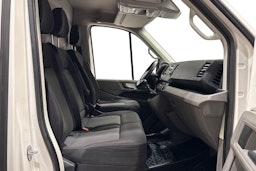 Valkoinen Volkswagen CRAFTER 2019 kuva 8.
