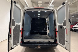 Valkoinen Volkswagen CRAFTER 2019 kuva 11.