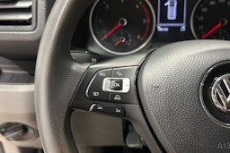 Valkoinen Volkswagen CRAFTER 2019 kuva 18.