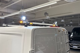 Valkoinen Volkswagen CRAFTER 2019 kuva 22.