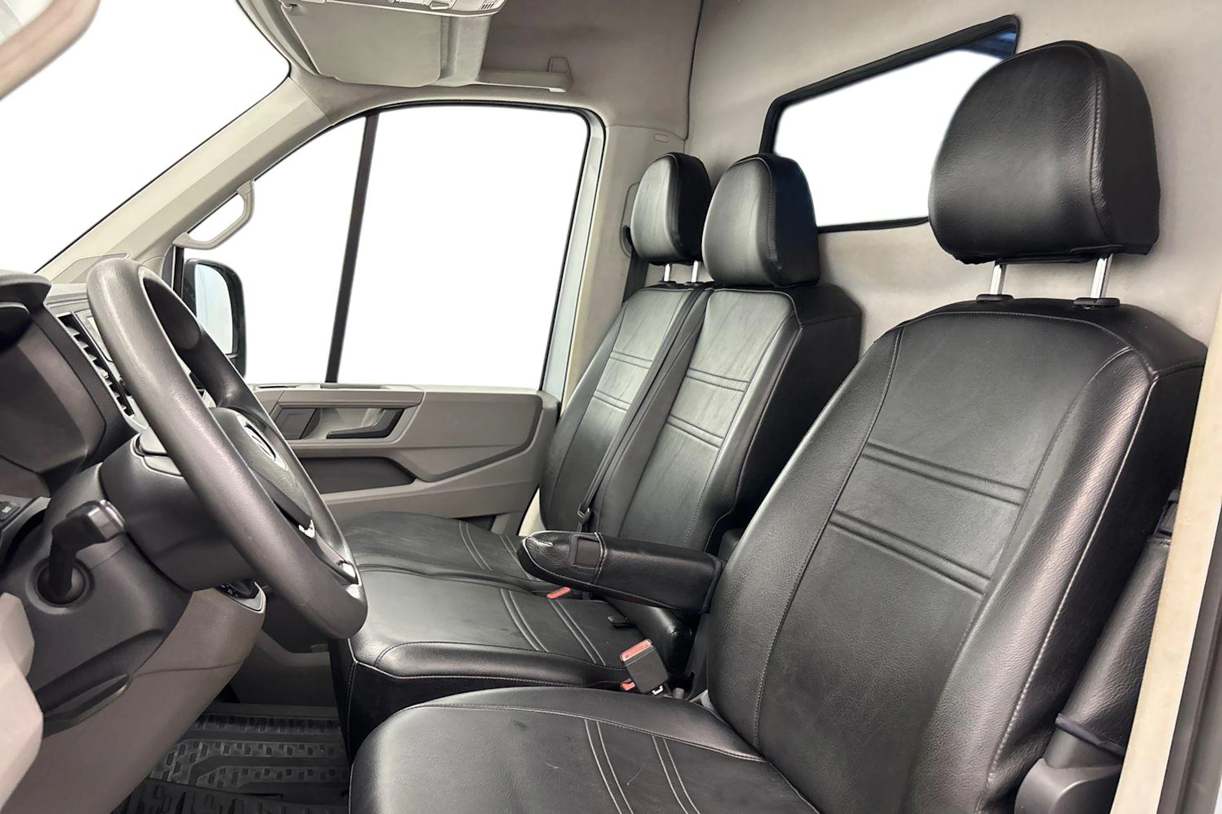 hopea Volkswagen Crafter 2019 kuva 11.