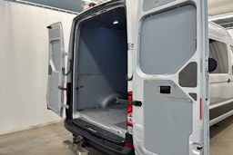 hopea Volkswagen Crafter 2019 kuva 30.