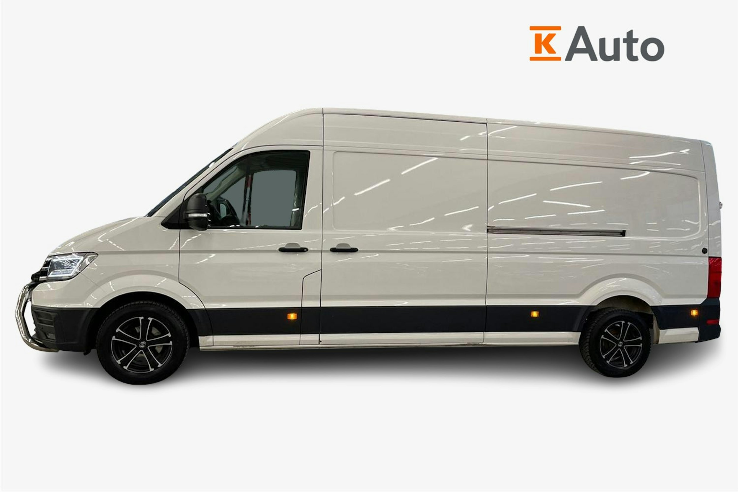 Valkoinen Volkswagen CRAFTER 2019 kuva 7.