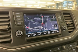 Valkoinen Volkswagen CRAFTER 2019 kuva 18.