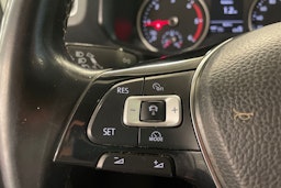 Valkoinen Volkswagen CRAFTER 2019 kuva 22.