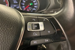 Valkoinen Volkswagen CRAFTER 2019 kuva 23.