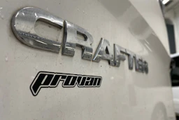 valkoinen Volkswagen Crafter 2019 kuva 7.