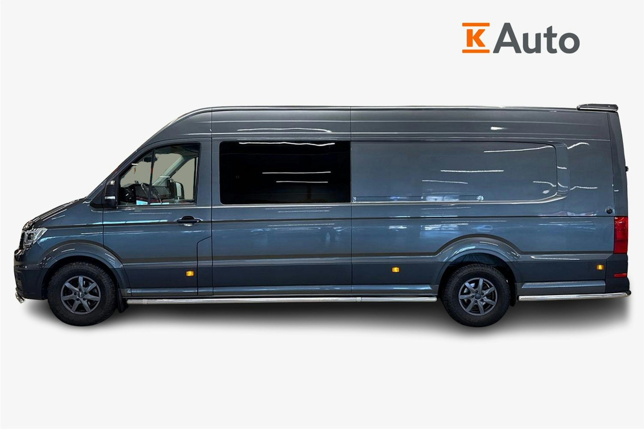 harmaa Volkswagen Crafter 2019 kuva 6.