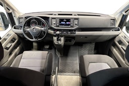 harmaa Volkswagen Crafter 2019 kuva 9.