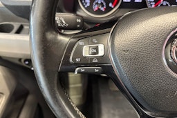 harmaa Volkswagen Crafter 2019 kuva 15.